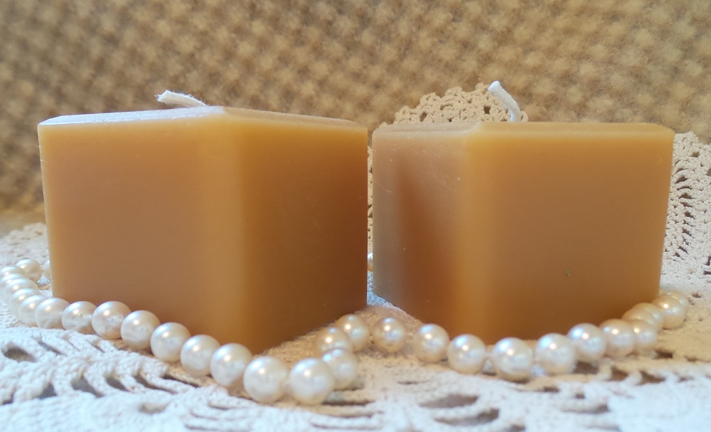 Beeswax Candle Square Cube-Shaped Candle Set/2 - Image 2