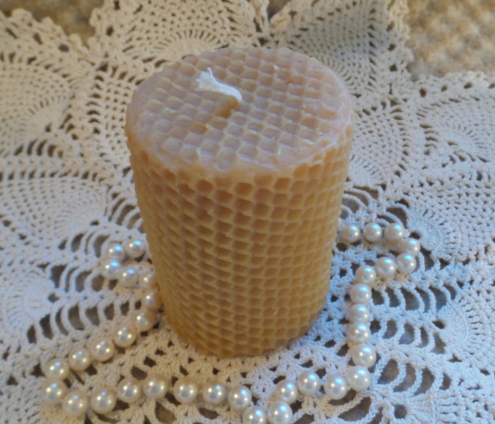Beeswax Candle Small Honeycomb-Look Pillar - Image 2