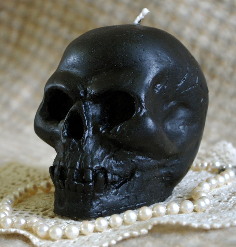 Beeswax Black Skull Candle