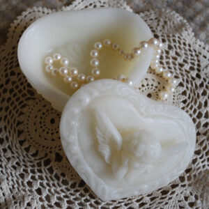 Pure Beeswax Trinket Jewelry Treasure Box in White