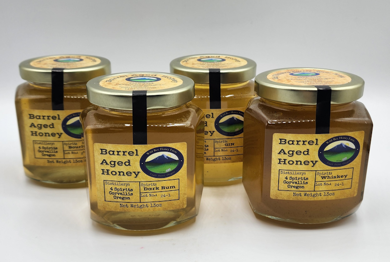 Oak Barrel Aged Honey Bourbon - Image 2